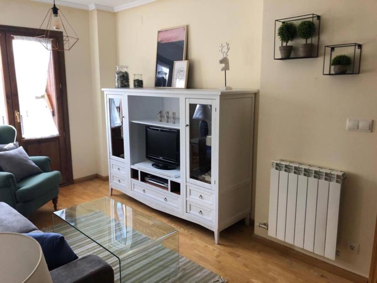 Casa Sendacomodidad Y Descanso Sallent de Gállego Exterior foto