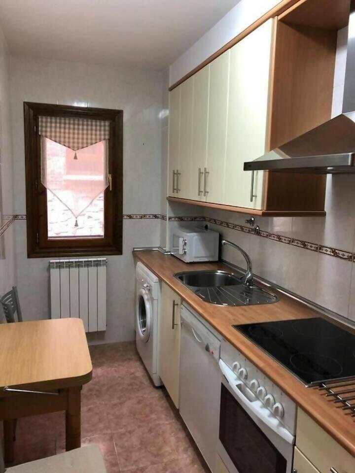 Casa Sendacomodidad Y Descanso Sallent de Gállego Exterior foto